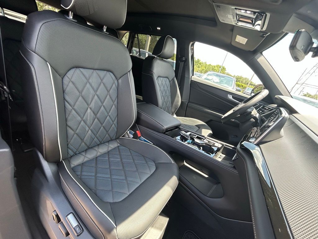 2025 Volkswagen Atlas Cross Sport 2.0T SEL Premium R-Line Tampa FL