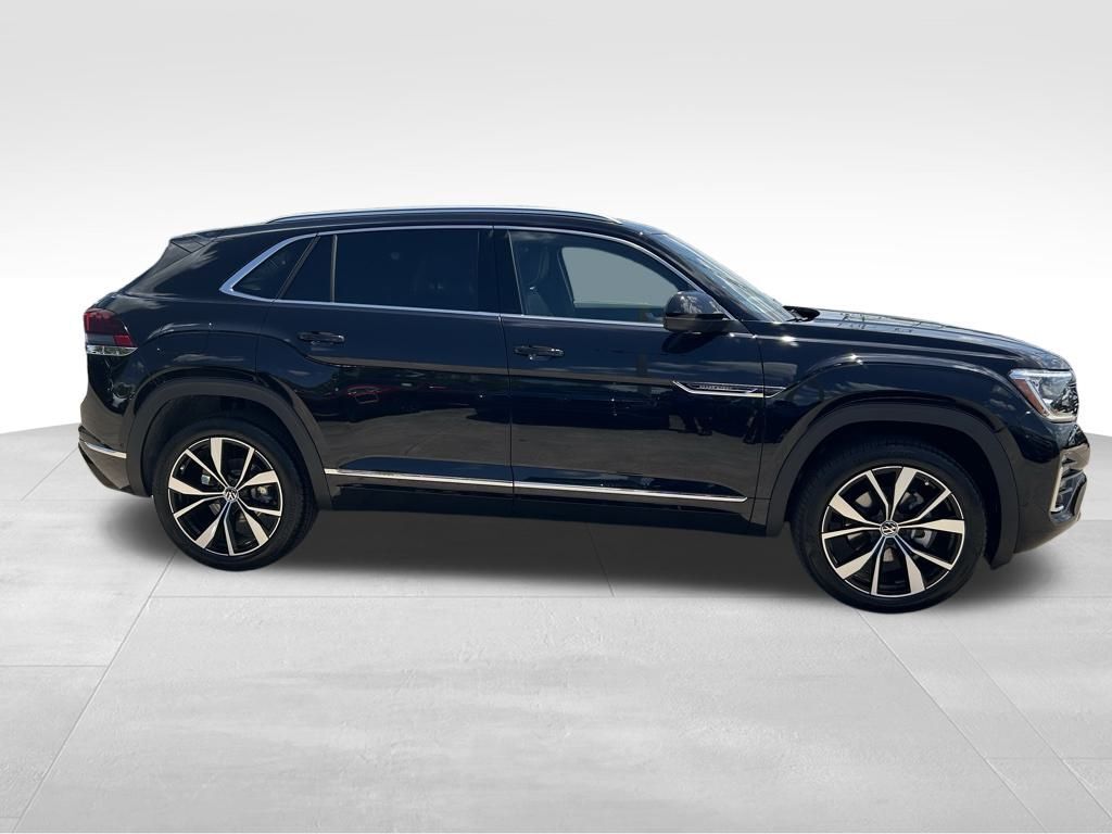 2025 Volkswagen Atlas Cross Sport 2.0T SEL Premium R-Line Tampa FL
