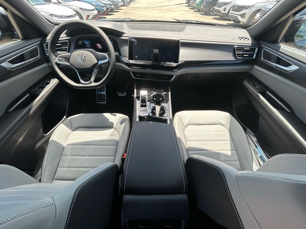 2025 Volkswagen Atlas Cross Sport 2.0T SEL R-Line Black Tampa FL