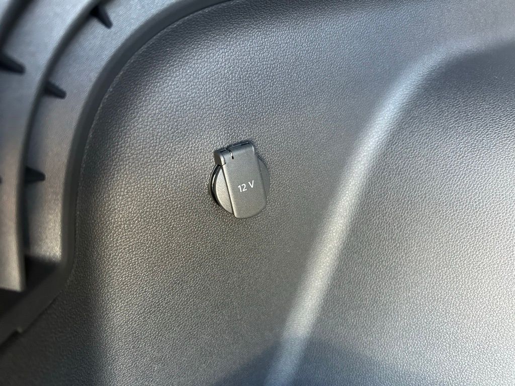 2025 Volkswagen Atlas Cross Sport 2.0T SEL R-Line Black Tampa FL