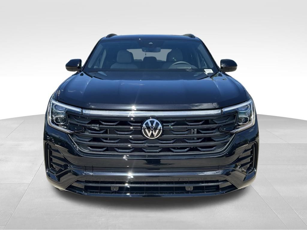 2025 Volkswagen Atlas Cross Sport 2.0T SEL R-Line Black Tampa FL