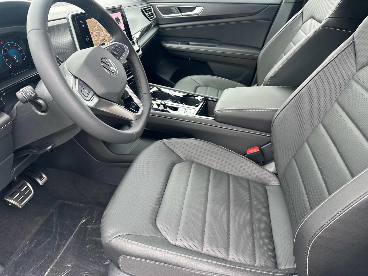 2025 Volkswagen Atlas Cross Sport 2.0T SEL R-Line Woodbridge VA