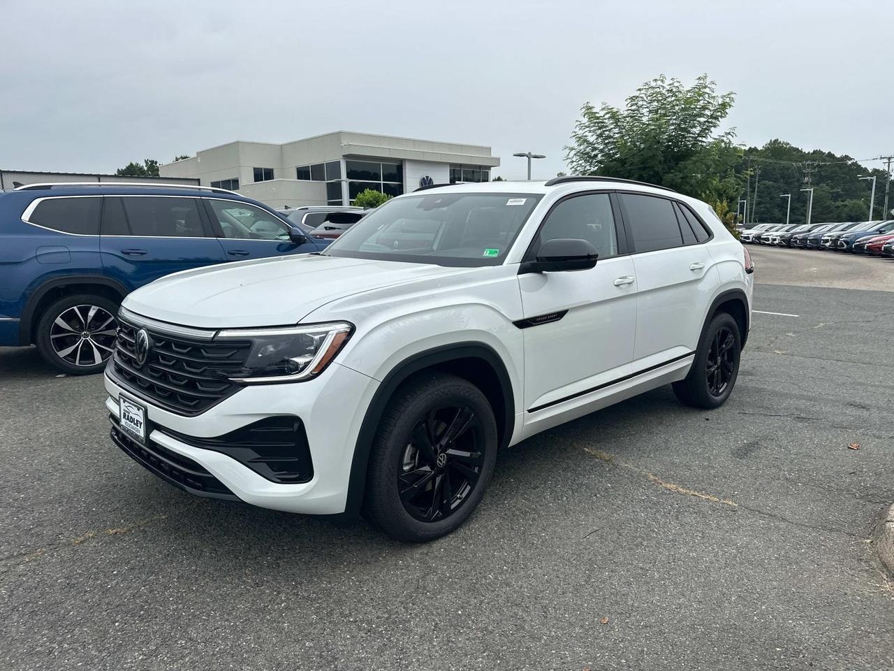 2025 Volkswagen Atlas Cross Sport 2.0T SEL R-Line Woodbridge VA