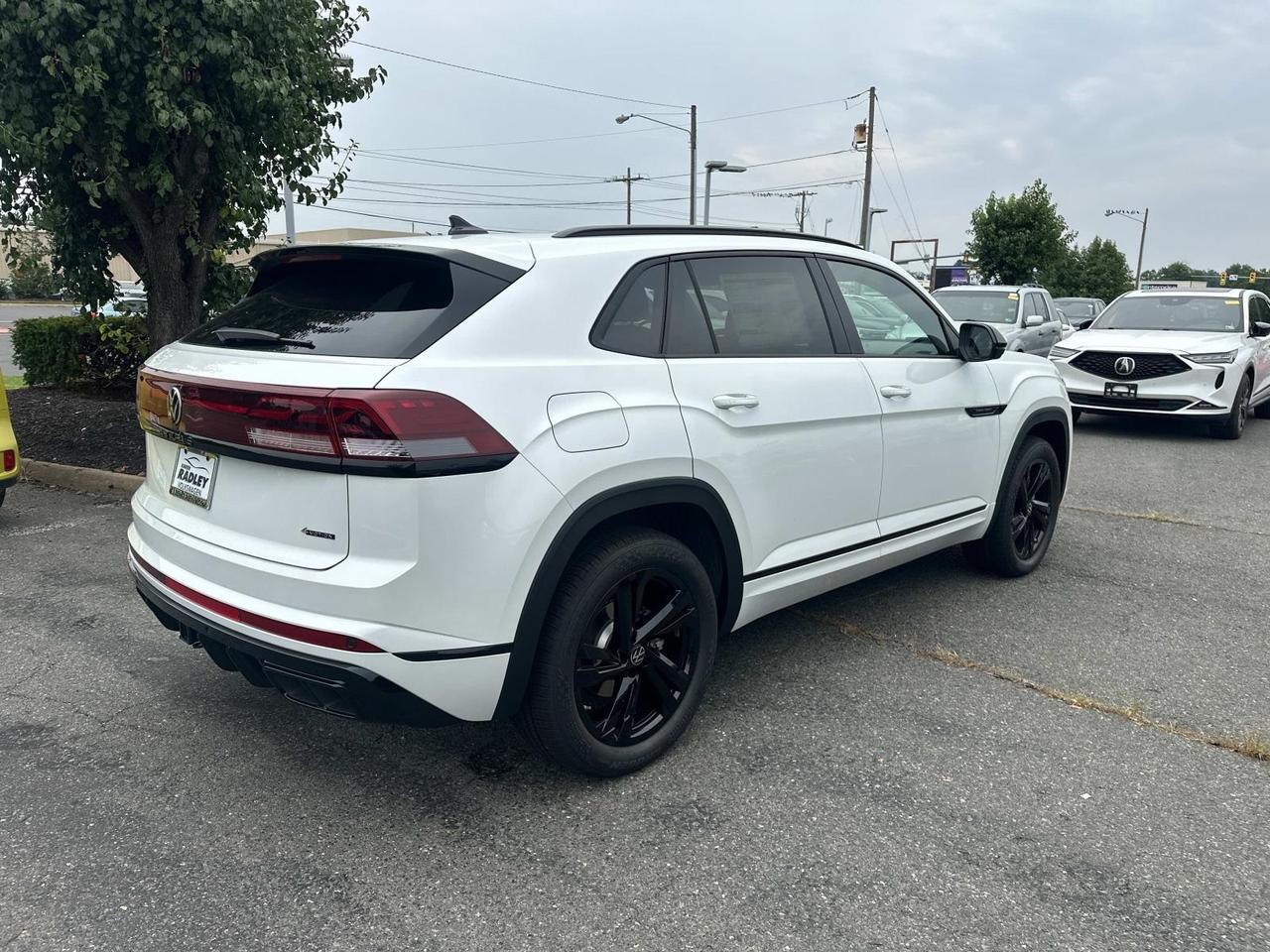 2025 Volkswagen Atlas Cross Sport 2.0T SEL R-Line Woodbridge VA