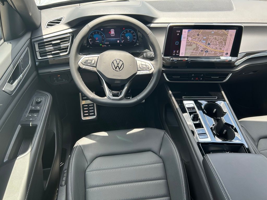 2025 Volkswagen Atlas Cross Sport 2.0T SEL R-Line Tampa FL