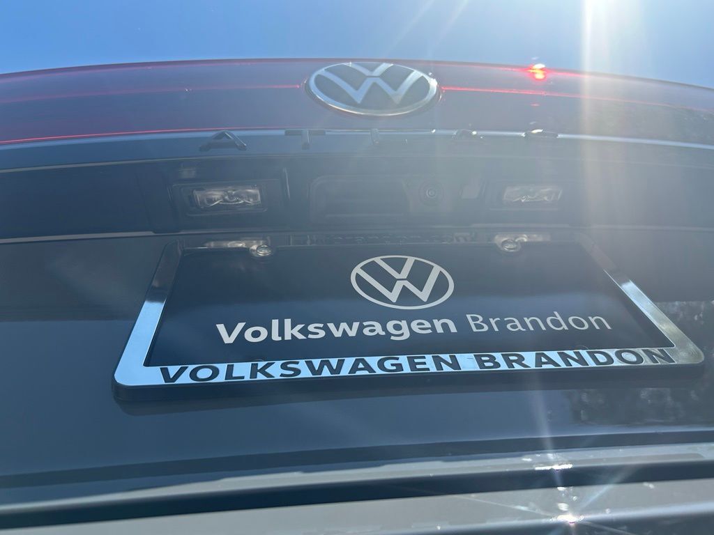 2025 Volkswagen Atlas Cross Sport 2.0T SEL R-Line Tampa FL