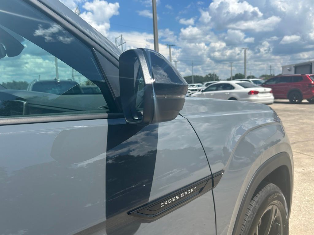 2025 Volkswagen Atlas Cross Sport 2.0T SEL R-Line Tampa FL