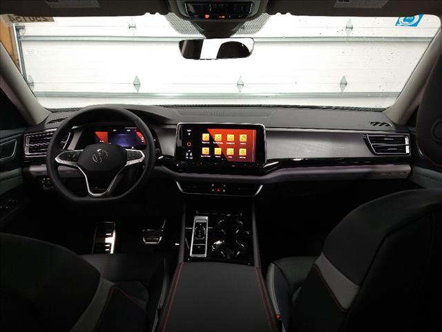 2025 Volkswagen Atlas Peak Edition SE w/Tech Oshkosh WI 2025 Volkswagen Atlas Peak Edition SE w/Tech Oshkosh WI