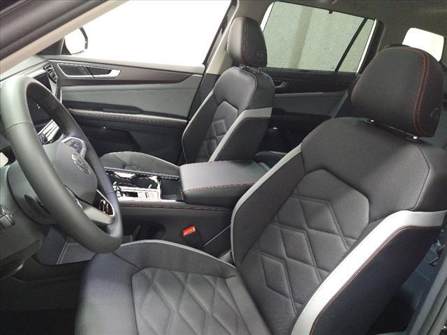 2025 Volkswagen Atlas Peak Edition SE w/Tech Oshkosh WI 2025 Volkswagen Atlas Peak Edition SE w/Tech Oshkosh WI
