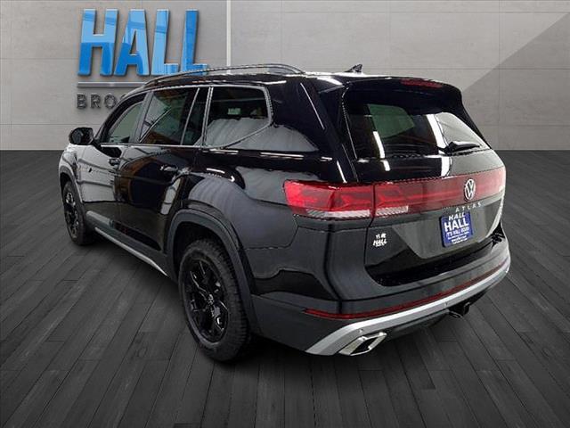 2025 Volkswagen Atlas Peak Edition SE w/Tech Oshkosh WI 2025 Volkswagen Atlas Peak Edition SE w/Tech Oshkosh WI