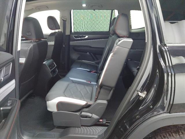 2025 Volkswagen Atlas Peak Edition SE w/Tech Oshkosh WI 2025 Volkswagen Atlas Peak Edition SE w/Tech Oshkosh WI