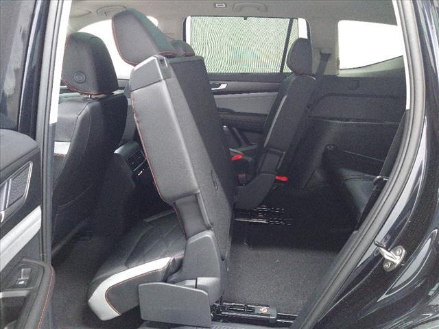 2025 Volkswagen Atlas Peak Edition SE w/Tech Oshkosh WI 2025 Volkswagen Atlas Peak Edition SE w/Tech Oshkosh WI