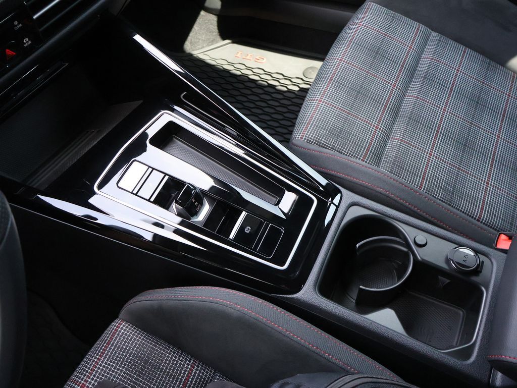 2025 Volkswagen Golf GTI 2.0T S