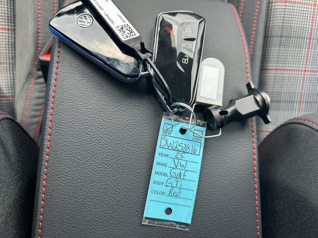 2025 Volkswagen Golf GTI 2.0T S Tampa FL