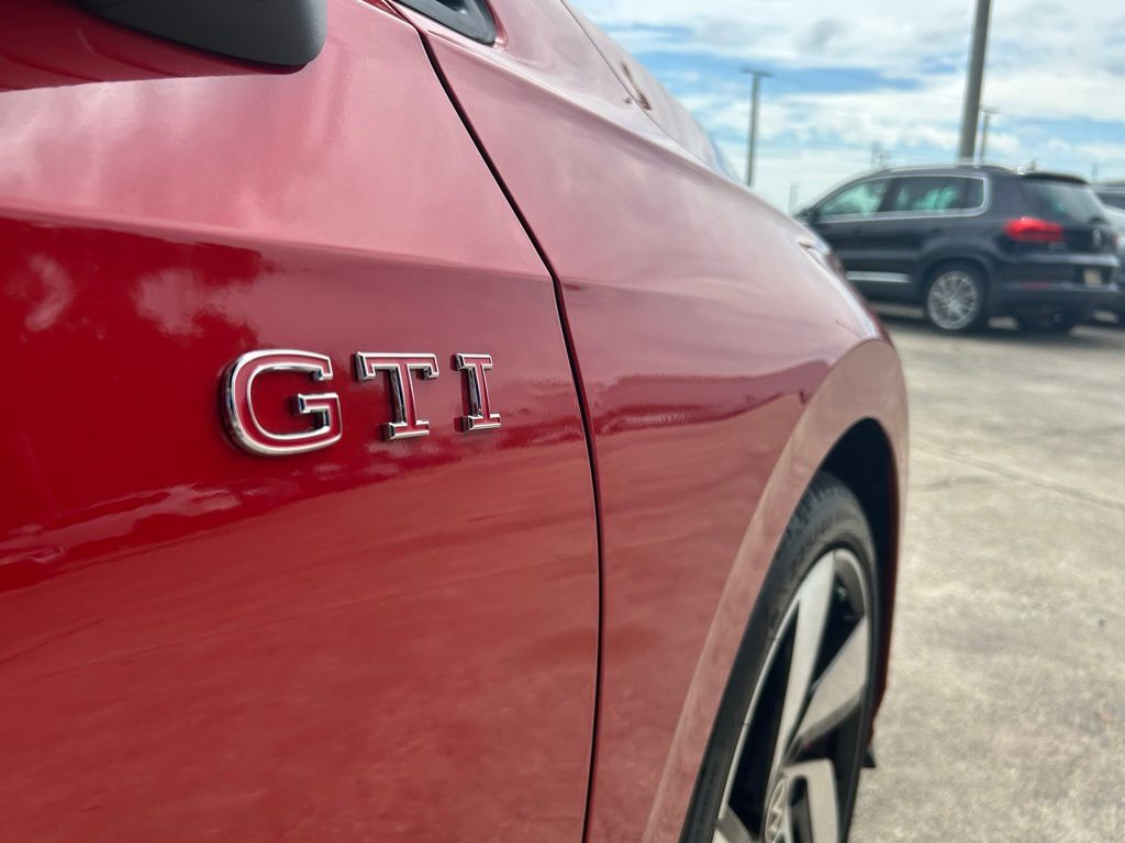 2025 Volkswagen Golf GTI 2.0T S Tampa FL
