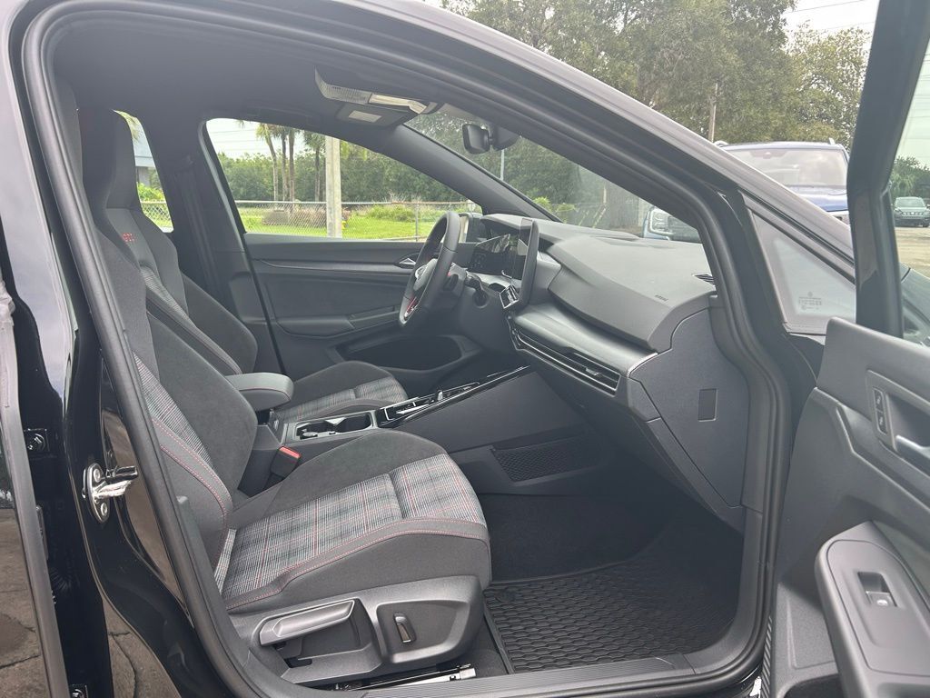 2025 Volkswagen Golf GTI 2.0T S Tampa FL