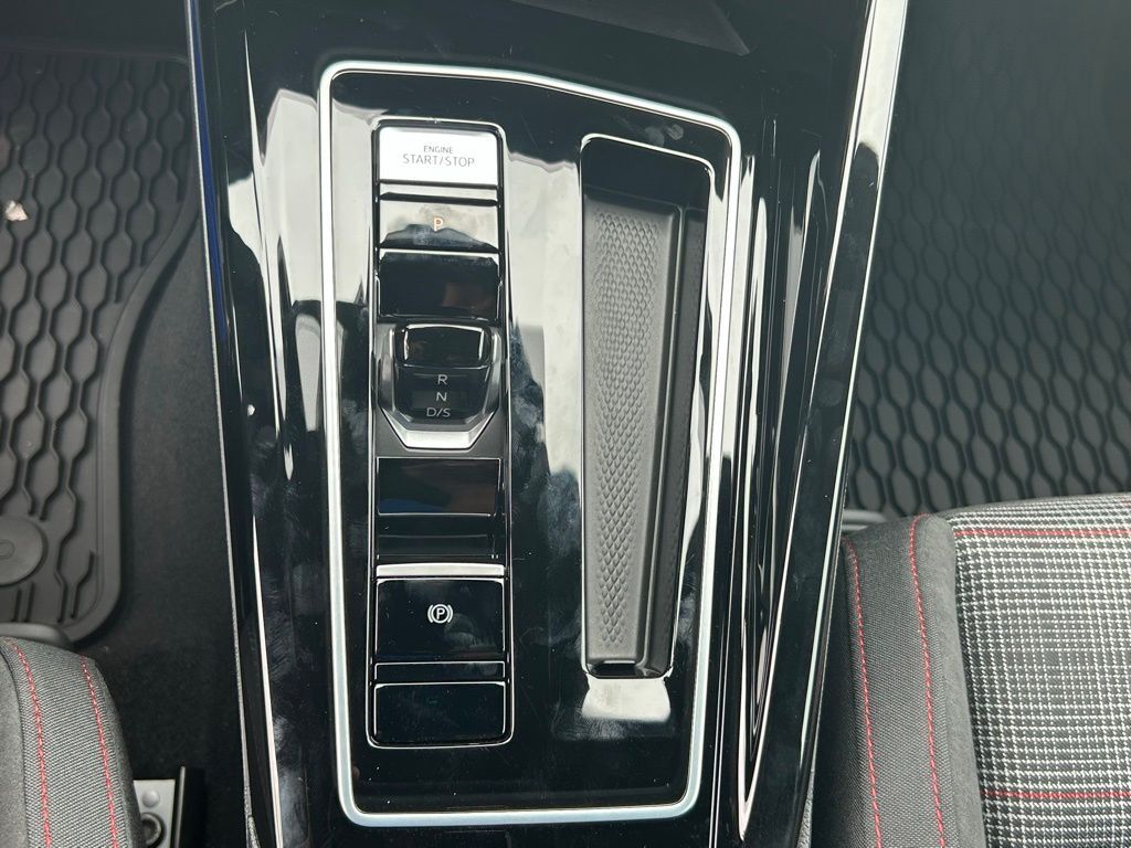 2025 Volkswagen Golf GTI 2.0T S Tampa FL