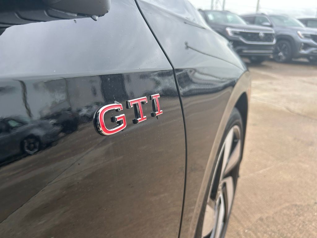 2025 Volkswagen Golf GTI 2.0T S Tampa FL