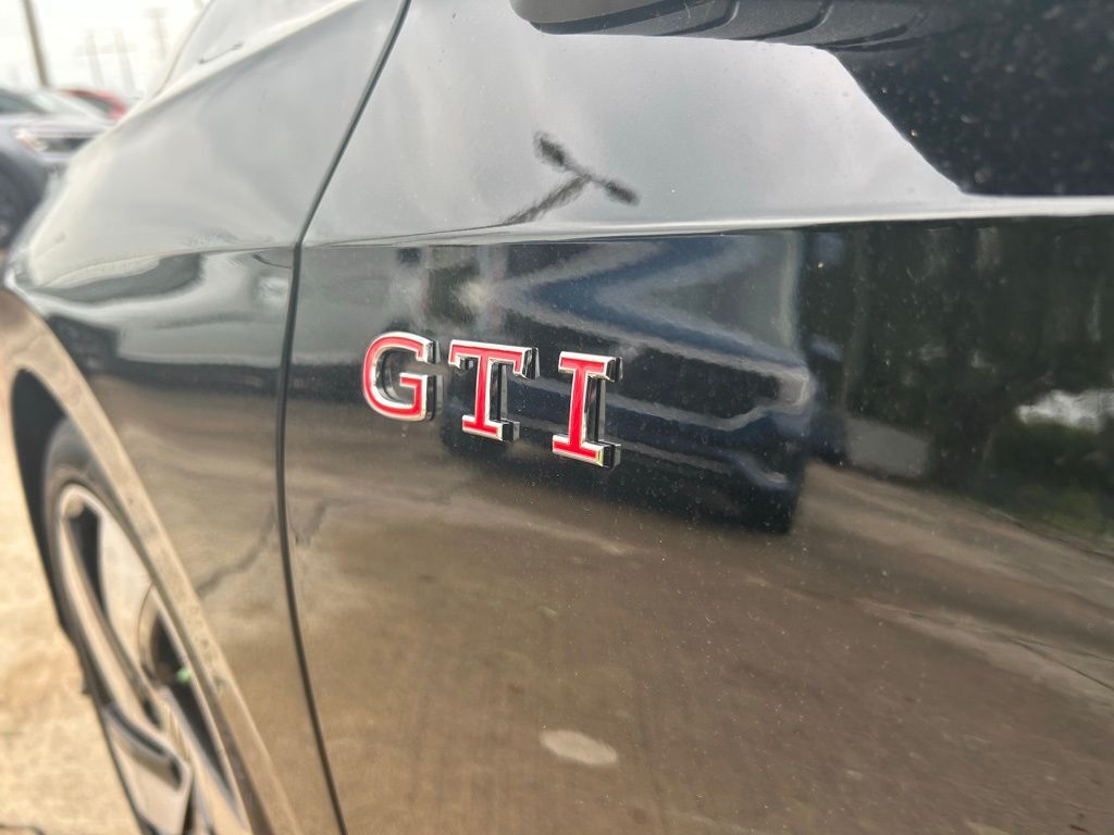 2025 Volkswagen Golf GTI 2.0T S Tampa FL