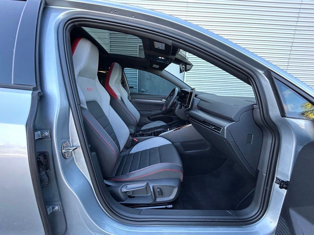 2025 Volkswagen Golf GTI 2.0T SE Lakeland FL