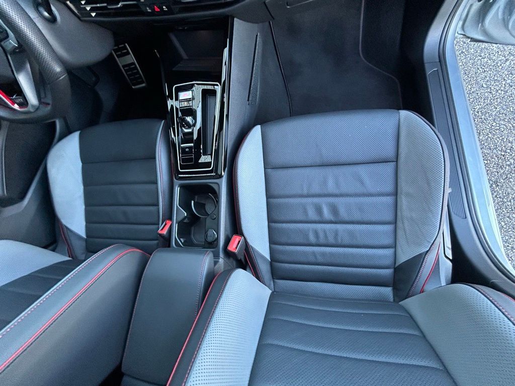 2025 Volkswagen Golf GTI 2.0T SE Lakeland FL