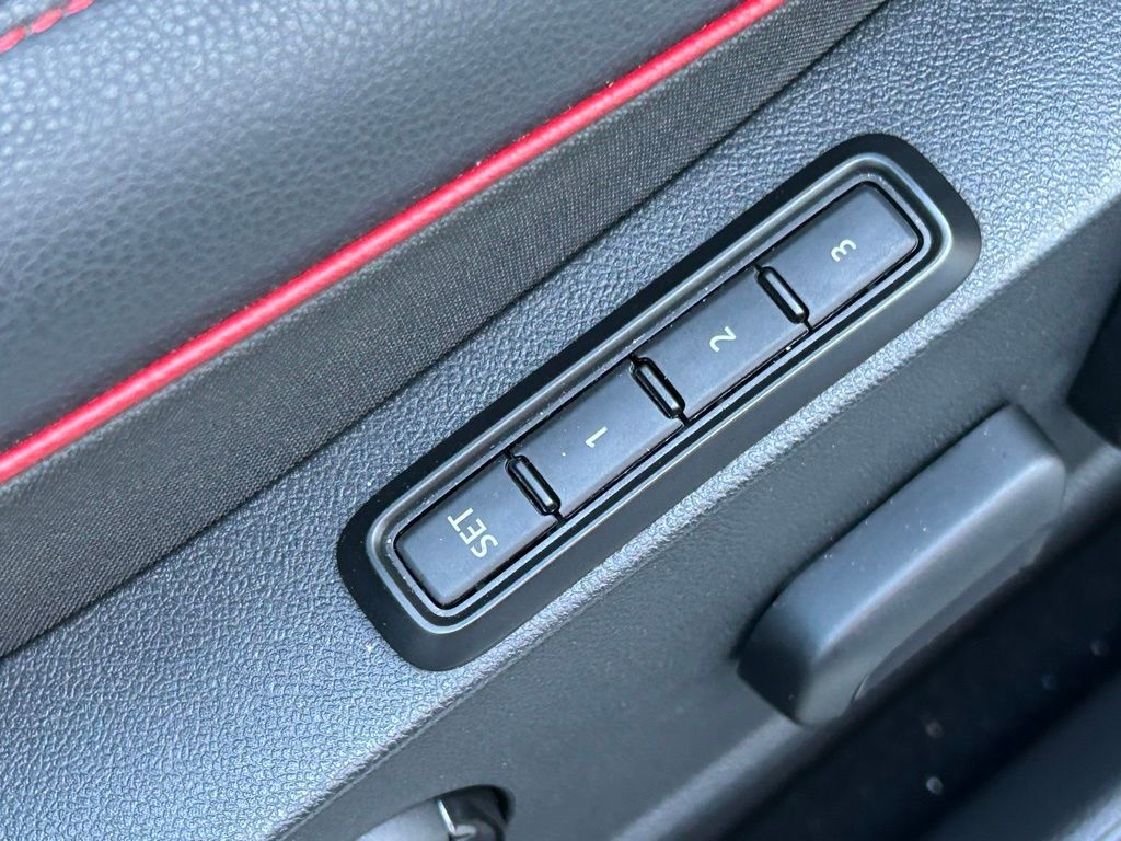 2025 Volkswagen Golf GTI 2.0T SE Lakeland FL