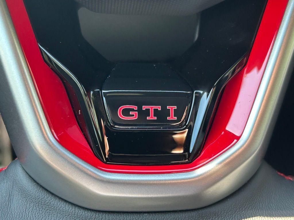 2025 Volkswagen Golf GTI 2.0T SE Tampa FL