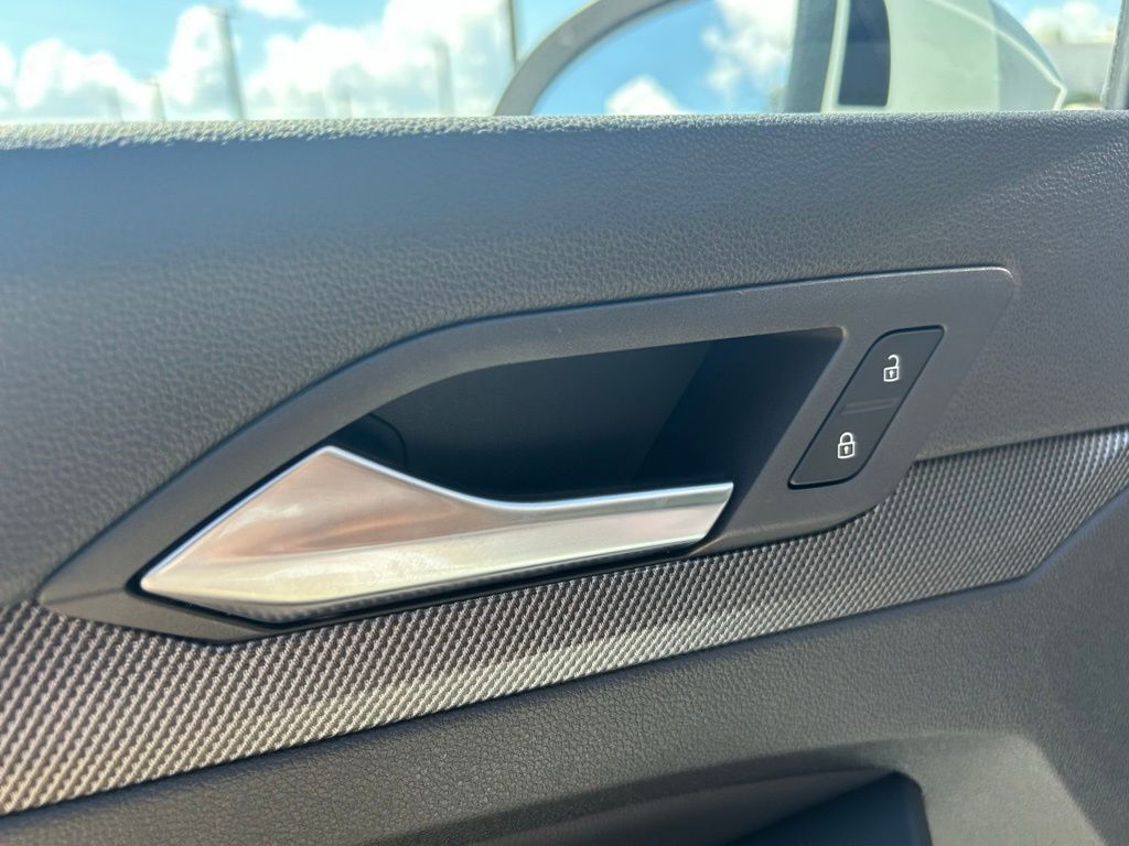 2025 Volkswagen Golf GTI 2.0T SE Tampa FL