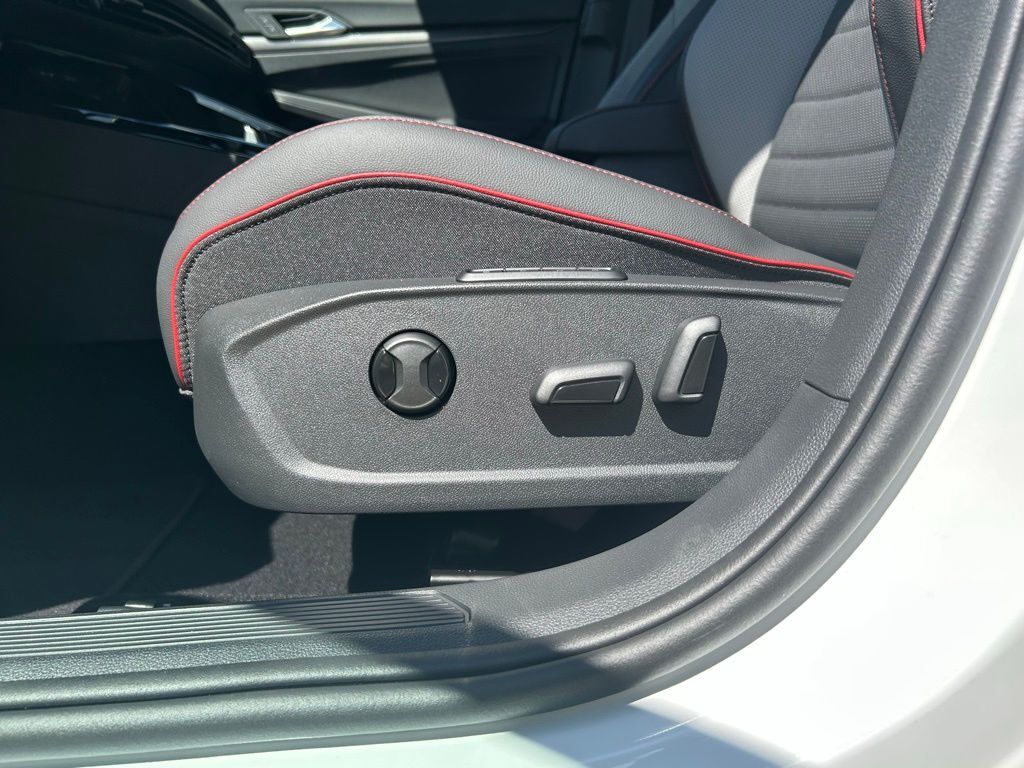 2025 Volkswagen Golf GTI 2.0T SE Tampa FL