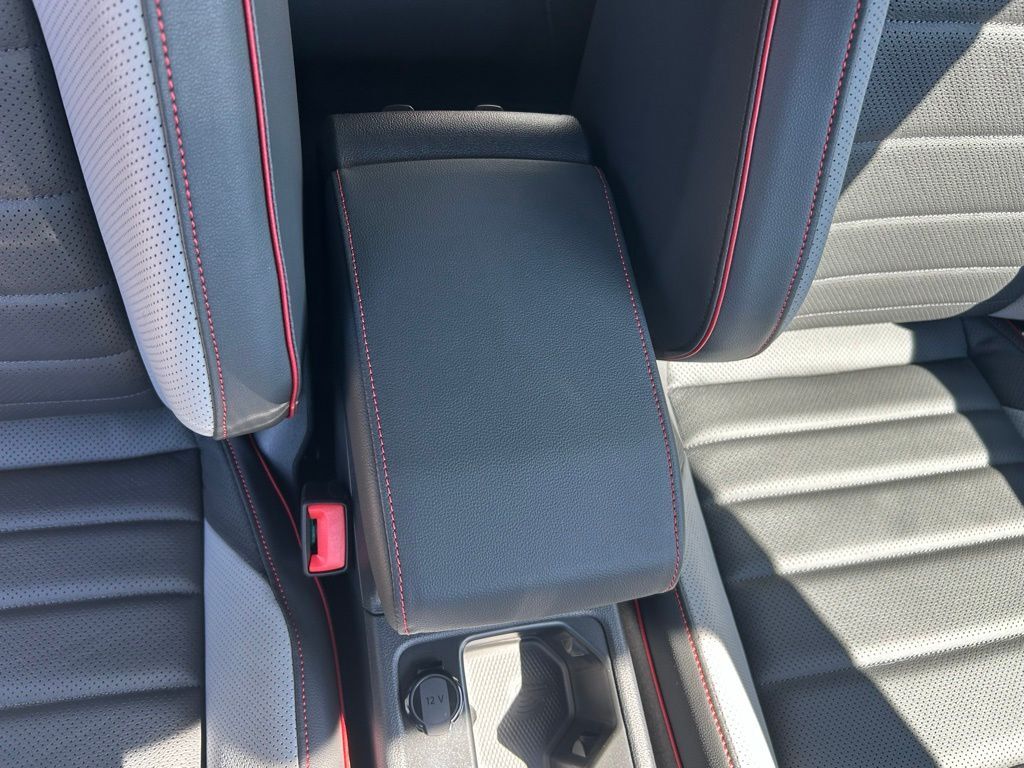 2025 Volkswagen Golf GTI 2.0T SE Tampa FL