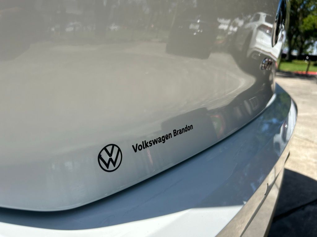 2025 Volkswagen Golf GTI 2.0T SE Tampa FL