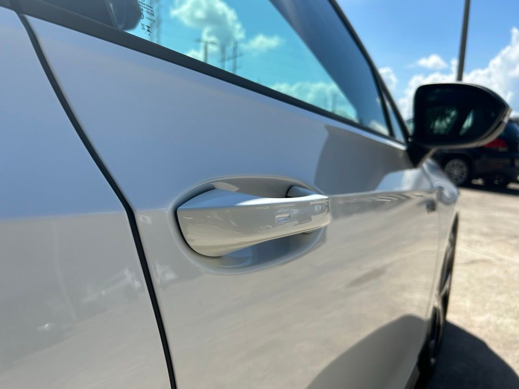 2025 Volkswagen Golf GTI 2.0T SE Tampa FL