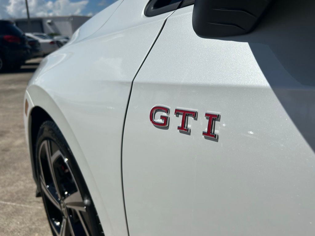 2025 Volkswagen Golf GTI 2.0T SE Tampa FL