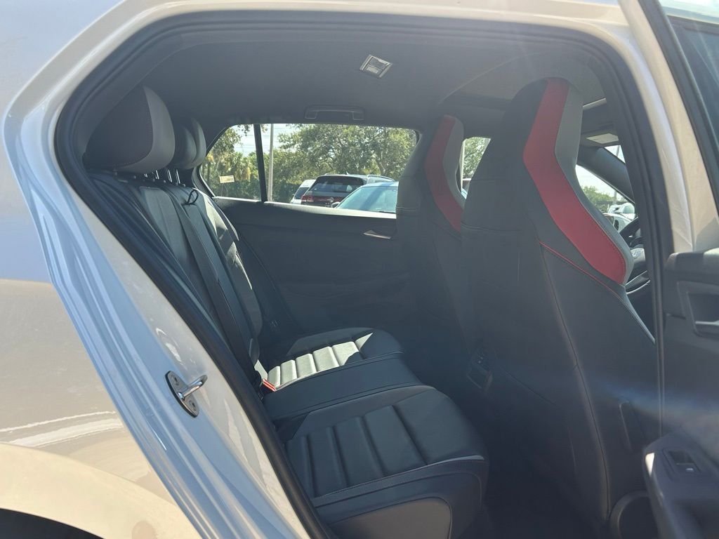 2025 Volkswagen Golf GTI 2.0T SE Tampa FL
