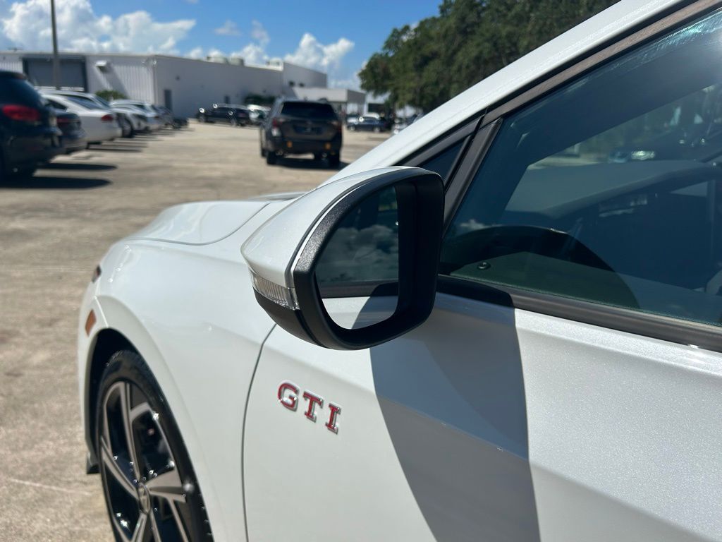 2025 Volkswagen Golf GTI 2.0T SE Tampa FL