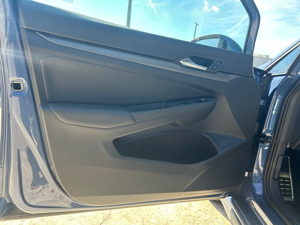 2025 Volkswagen Golf GTI 2.0T SE Tampa FL