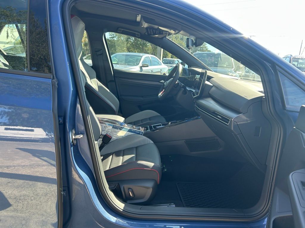 2025 Volkswagen Golf GTI 2.0T SE Tampa FL