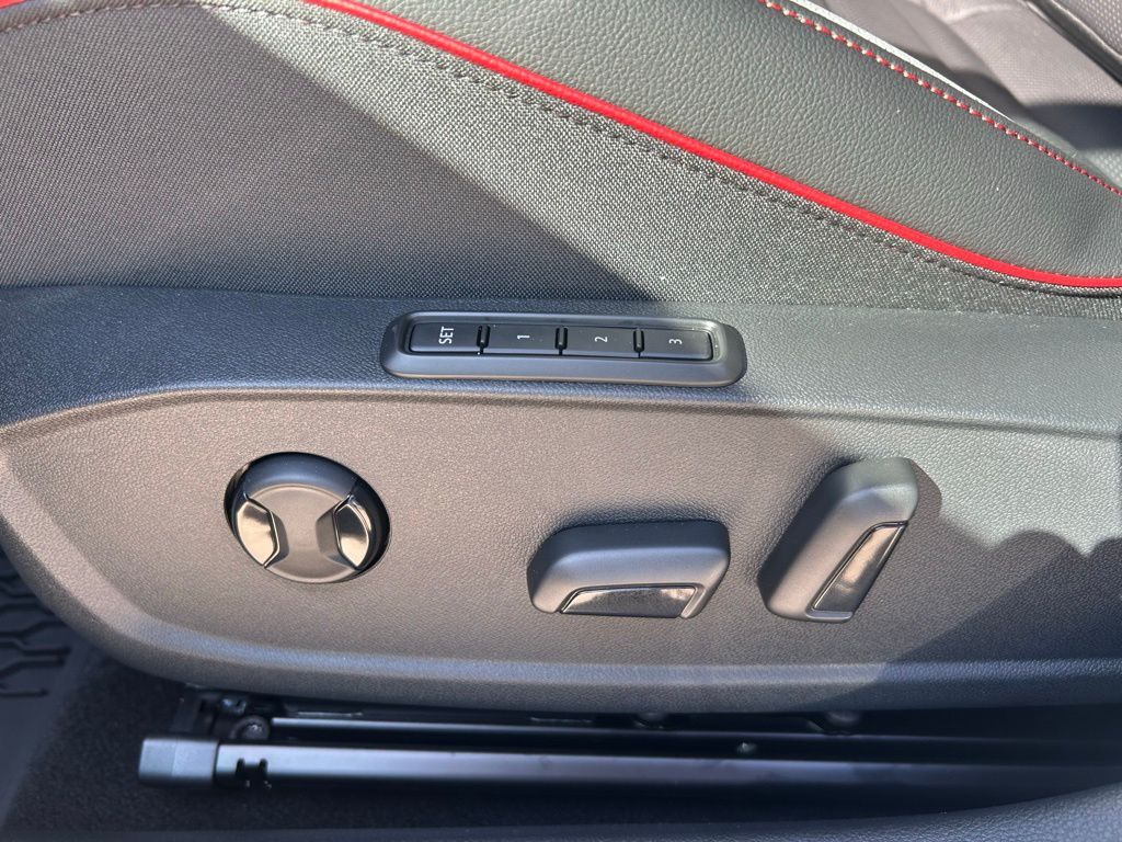 2025 Volkswagen Golf GTI 2.0T SE Tampa FL