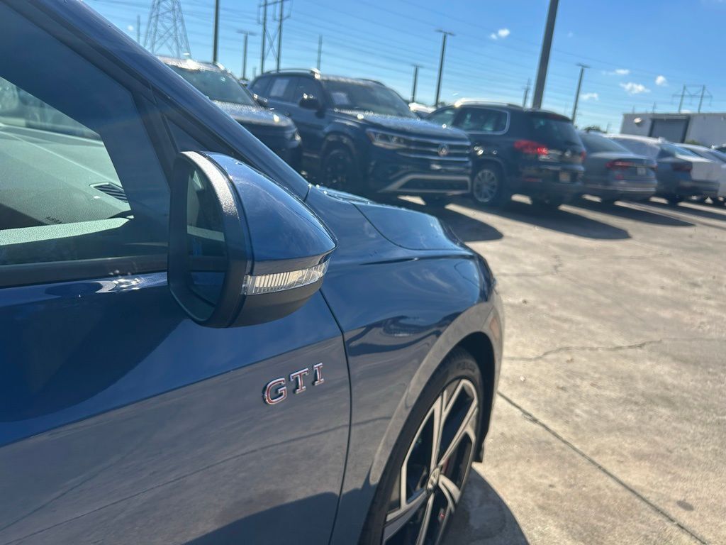 2025 Volkswagen Golf GTI 2.0T SE Tampa FL