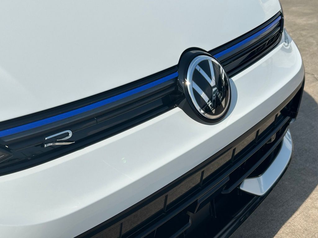 2025 Volkswagen Golf R 2.0T Tampa FL
