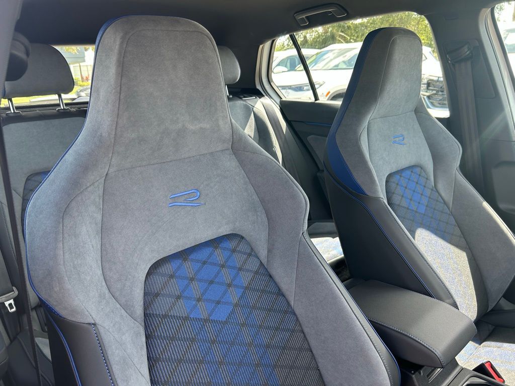 2025 Volkswagen Golf R 2.0T Tampa FL