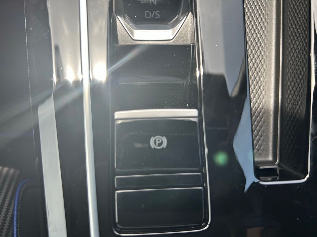 2025 Volkswagen Golf R 2.0T Tampa FL