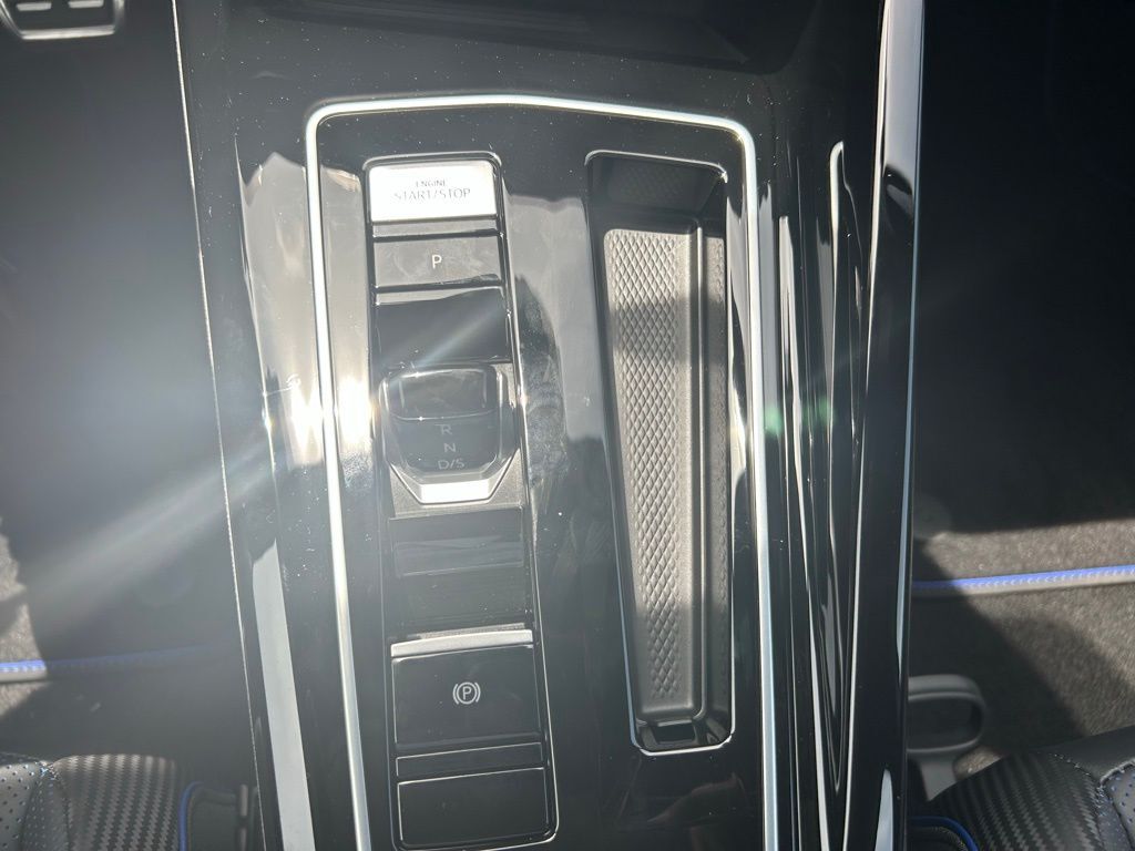 2025 Volkswagen Golf R 2.0T Tampa FL