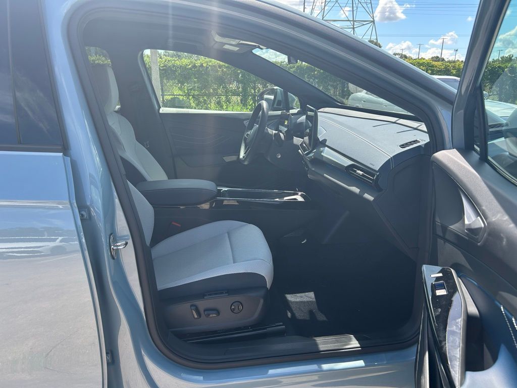 2025 Volkswagen ID.4 Pro S Tampa FL