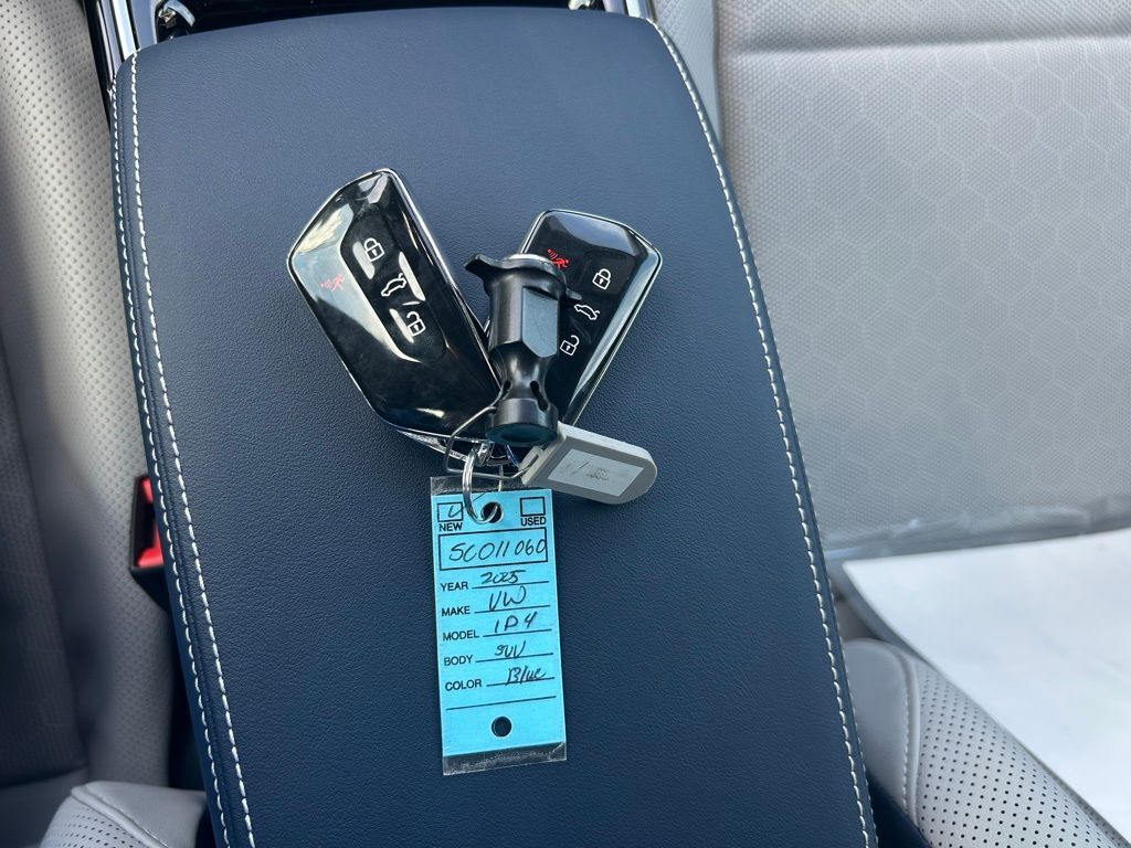 2025 Volkswagen ID.4 Pro S Tampa FL