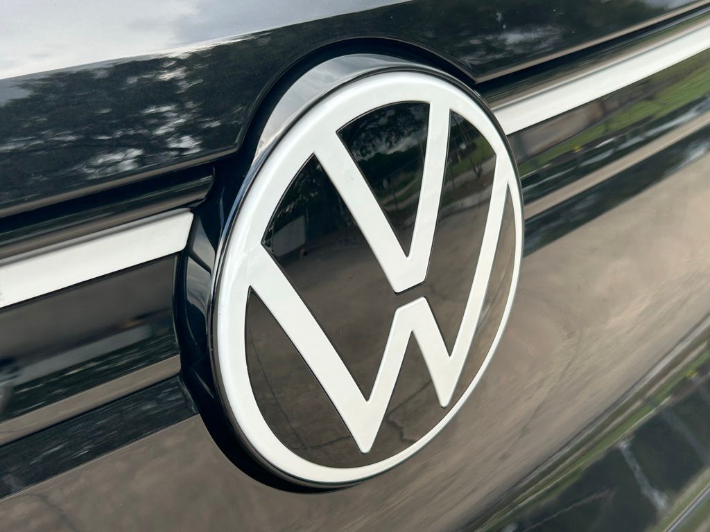 2025 Volkswagen ID.4 Pro Tampa FL
