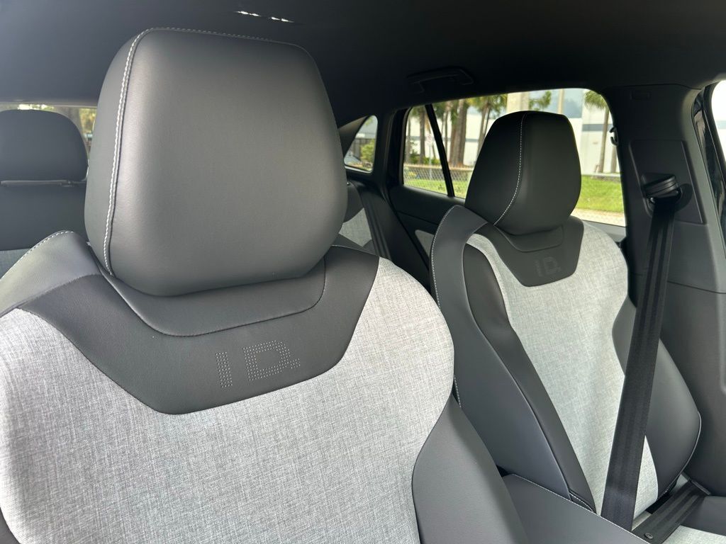 2025 Volkswagen ID.4 Pro Tampa FL
