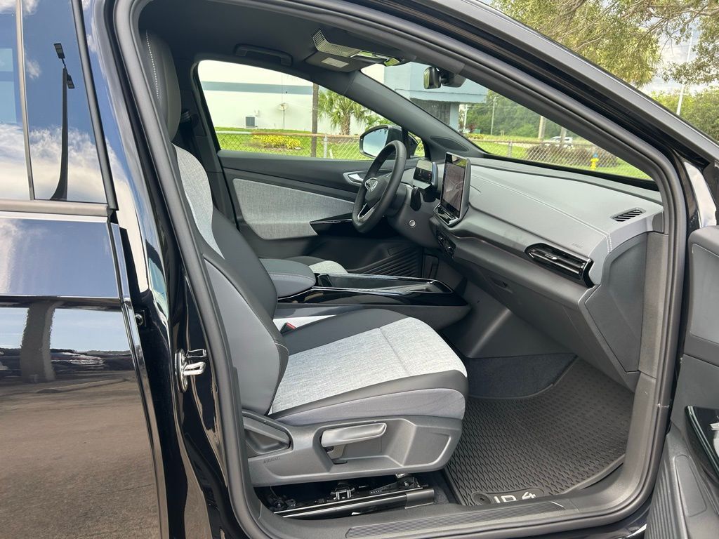 2025 Volkswagen ID.4 Pro Tampa FL