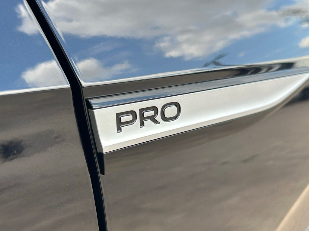 2025 Volkswagen ID.4 Pro Tampa FL