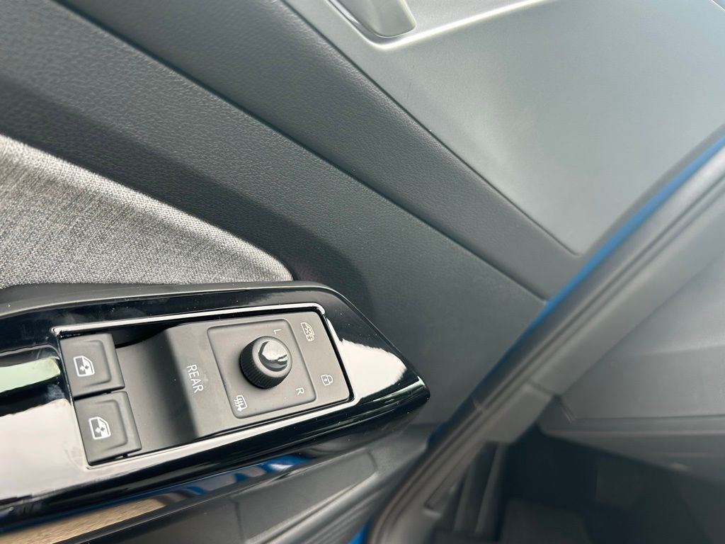 2025 Volkswagen ID.4 Pro Tampa FL